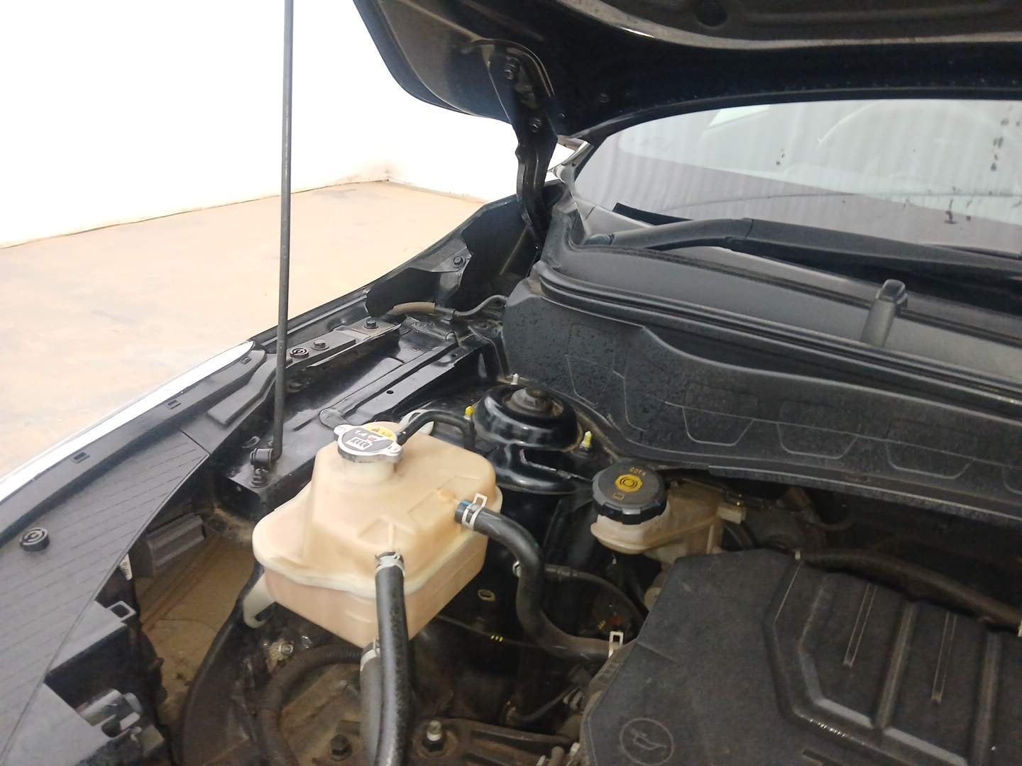 Used 2024 Kia Seltos GTX Plus (S) 1.5 Turbo Petrol DCT Petrol Automatic engine ENGINE RIGHT SIDE HINGE & APRON VIEW