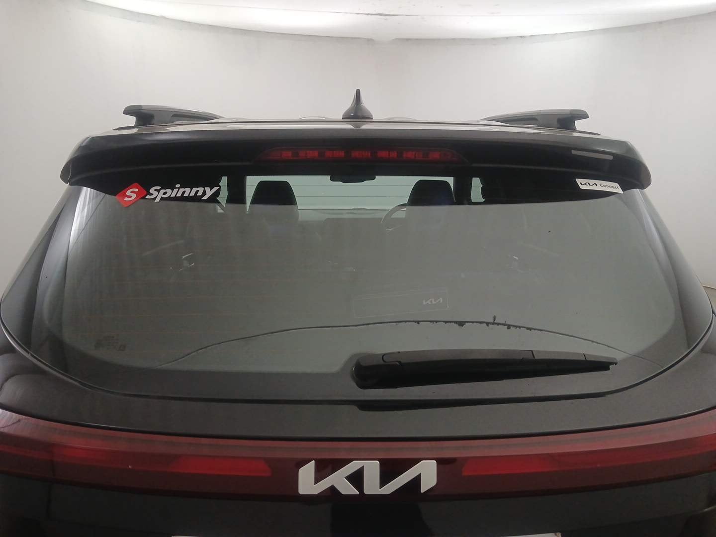 Used 2024 Kia Seltos GTX Plus (S) 1.5 Turbo Petrol DCT Petrol Automatic exterior BACK WINDSHIELD VIEW