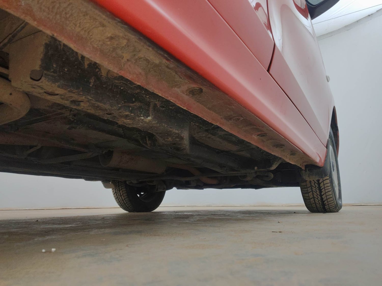 Used 2022 Tata Tiago XE Petrol Manual extra REAR RIGHT UNDERBODY VIEW
