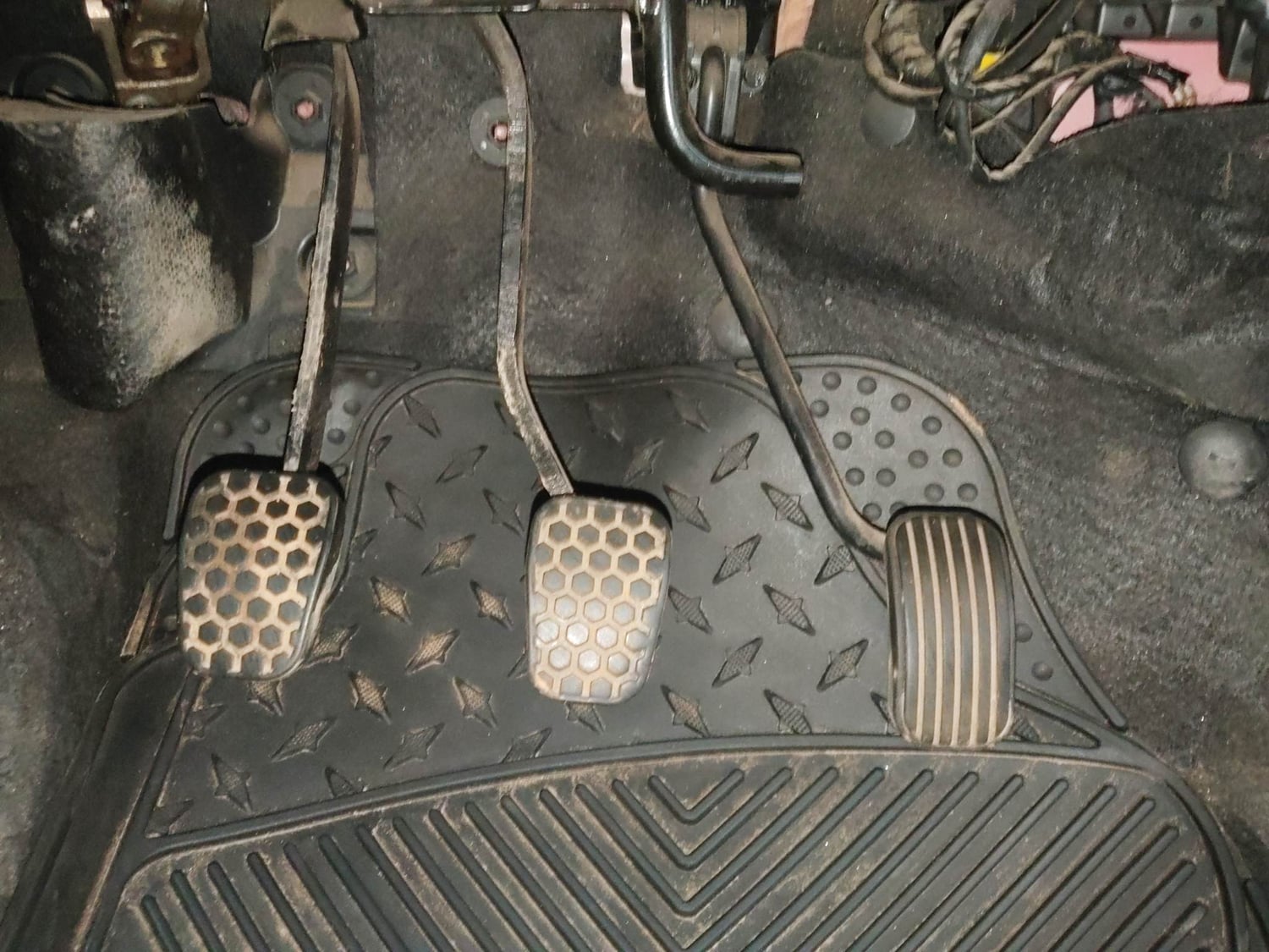 Used 2022 Tata Tiago XE Petrol Manual interior PEDALS VIEW