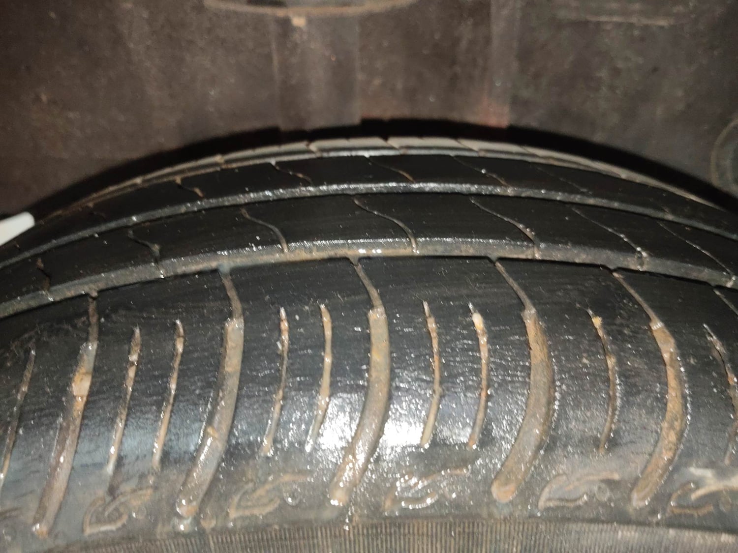 Used 2022 Tata Tiago XE Petrol Manual tyres RIGHT REAR TYRE TREAD VIEW
