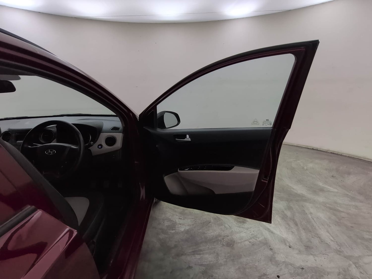 Used 2013 Hyundai Grand i10 Sportz 1.2 Kappa VTVT Petrol Manual interior RIGHT FRONT DOOR OPEN VIEW