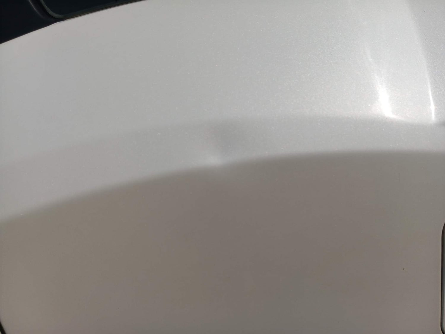 Used 2018 Mahindra XUV500 W9 Diesel Manual dents MINOR DENT