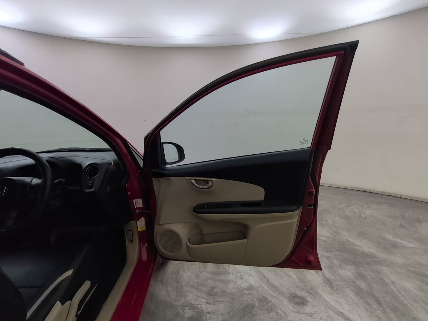 Used 2015 Honda Brio VX MT Petrol Manual interior RIGHT FRONT DOOR OPEN VIEW