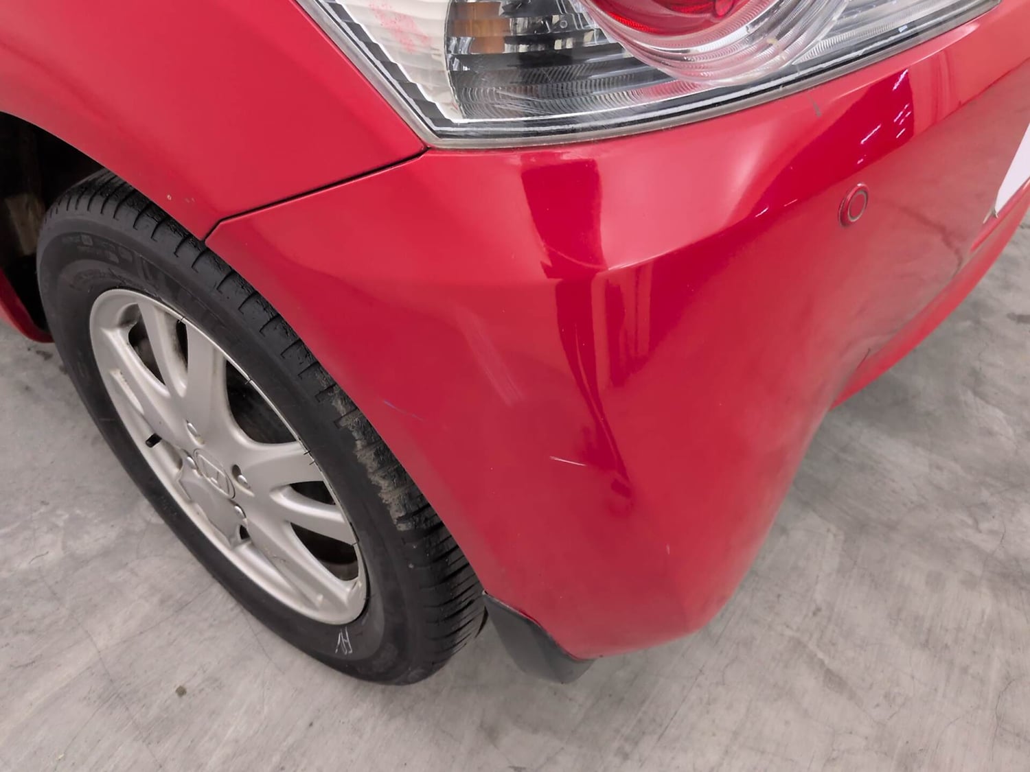 Used 2015 Honda Brio VX MT Petrol Manual dents MINOR SCRATCH