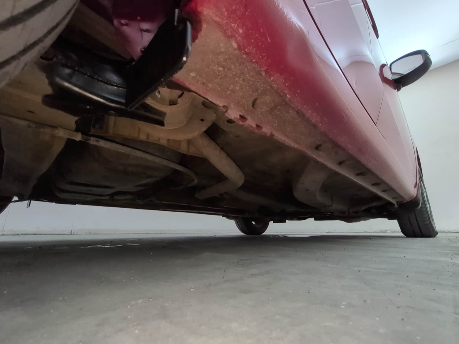 Used 2015 Honda Brio VX MT Petrol Manual extra REAR RIGHT UNDERBODY VIEW