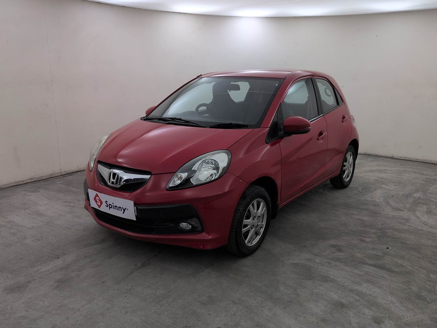 Used 2015 Honda Brio VX MT Petrol Manual exterior LEFT FRONT CORNER VIEW