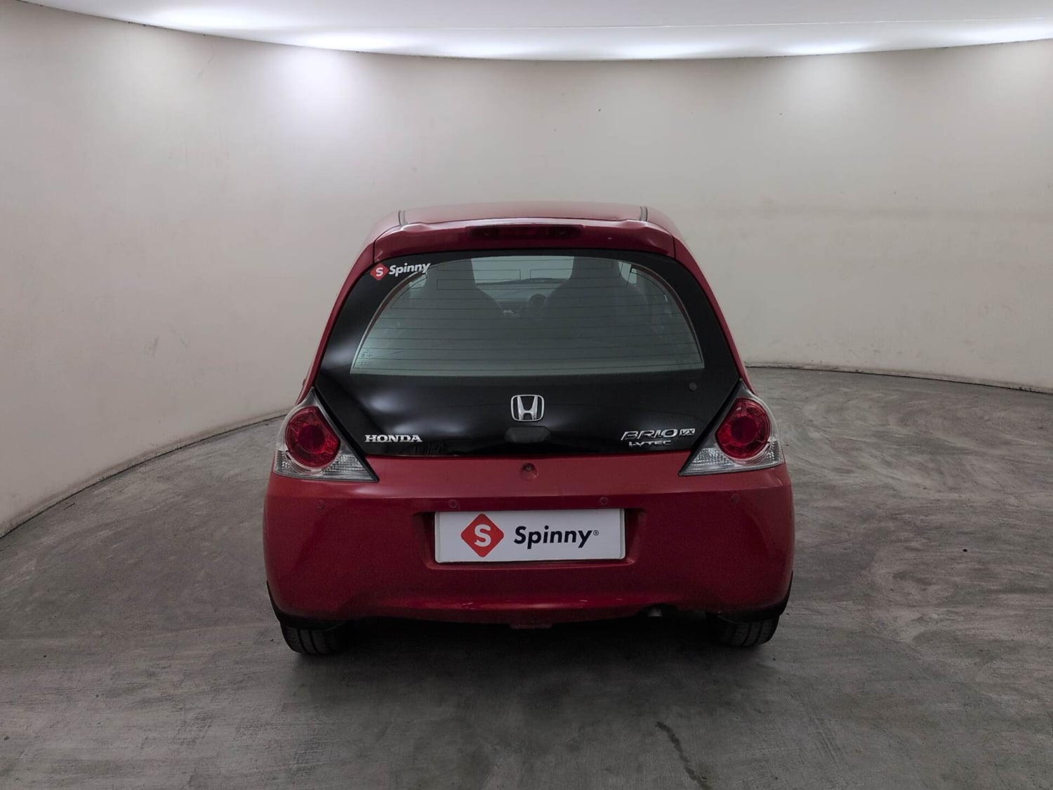 Used 2015 Honda Brio VX MT Petrol Manual exterior BACK VIEW