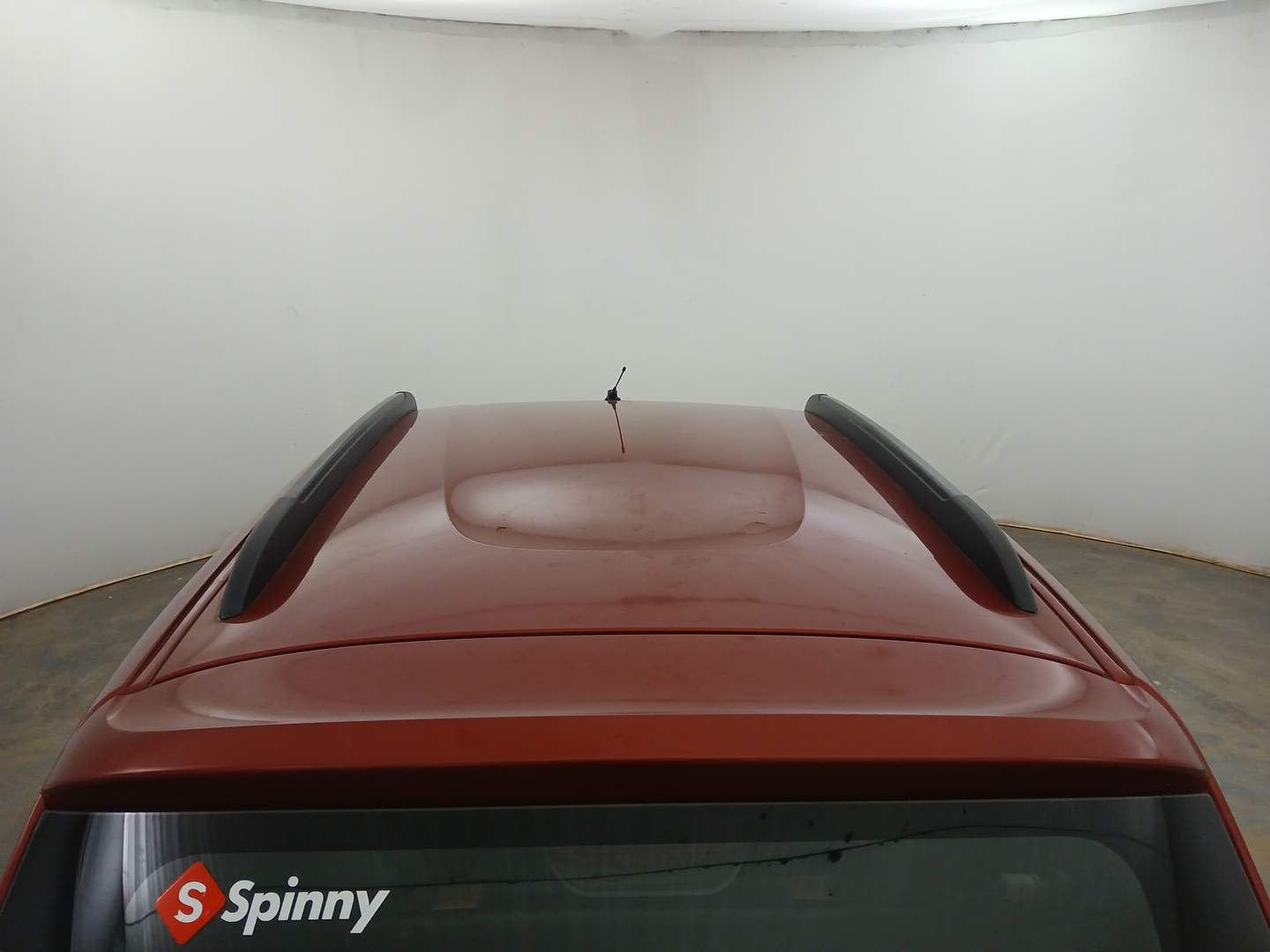 Used 2016 Renault Kwid RXT Opt Petrol Manual exterior EXTERIOR ROOF VIEW