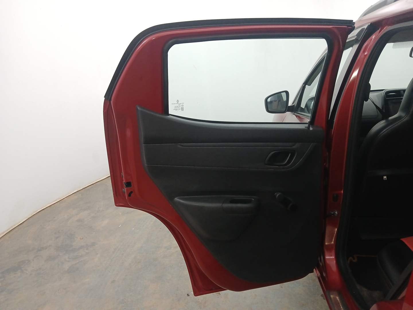 Used 2016 Renault Kwid RXT Opt Petrol Manual interior LEFT REAR DOOR OPEN VIEW