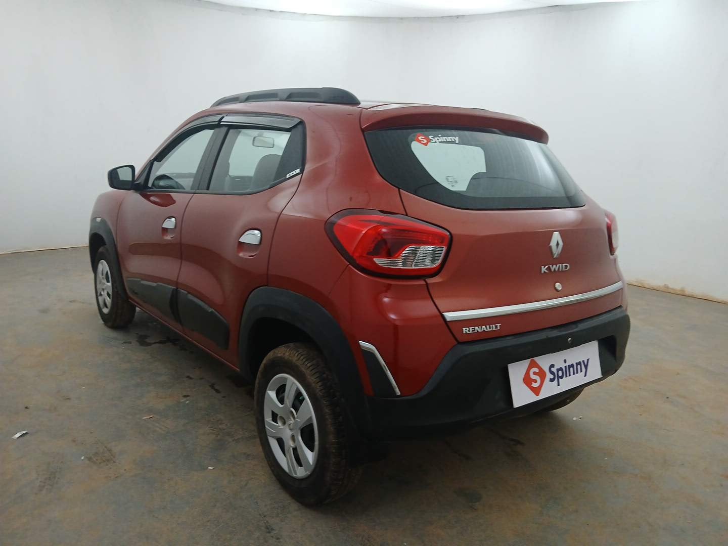 Used 2016 Renault Kwid RXT Opt Petrol Manual exterior LEFT REAR CORNER VIEW