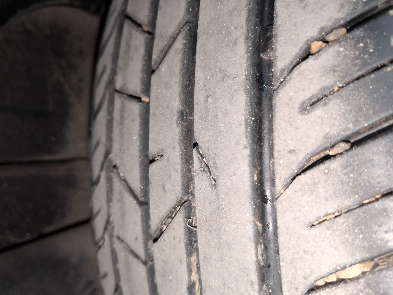 Used 2024 Nissan Magnite XL Petrol Manual tyres RIGHT REAR TYRE TREAD VIEW