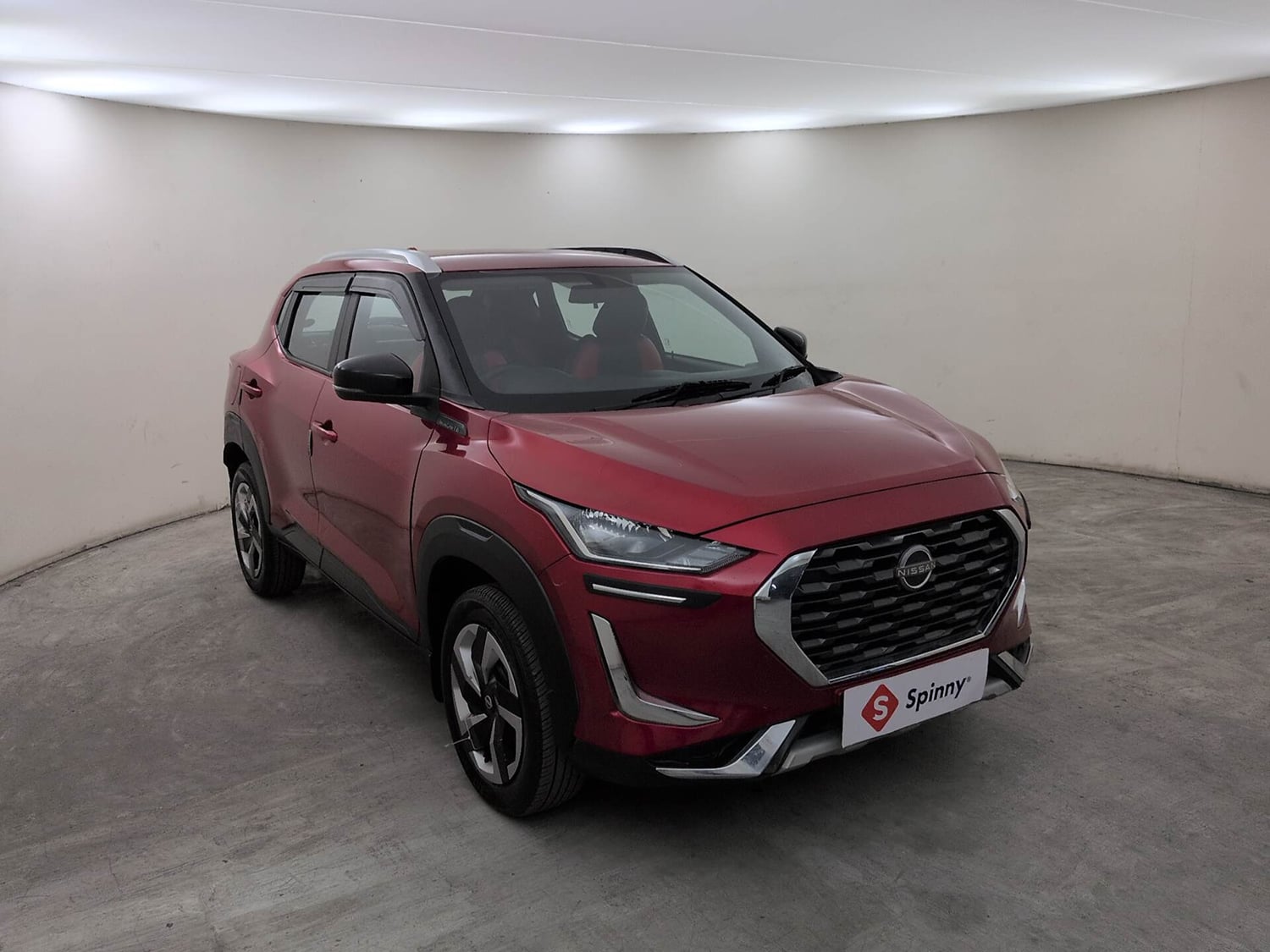 Used 2024 Nissan Magnite XL Petrol Manual exterior RIGHT FRONT CORNER VIEW