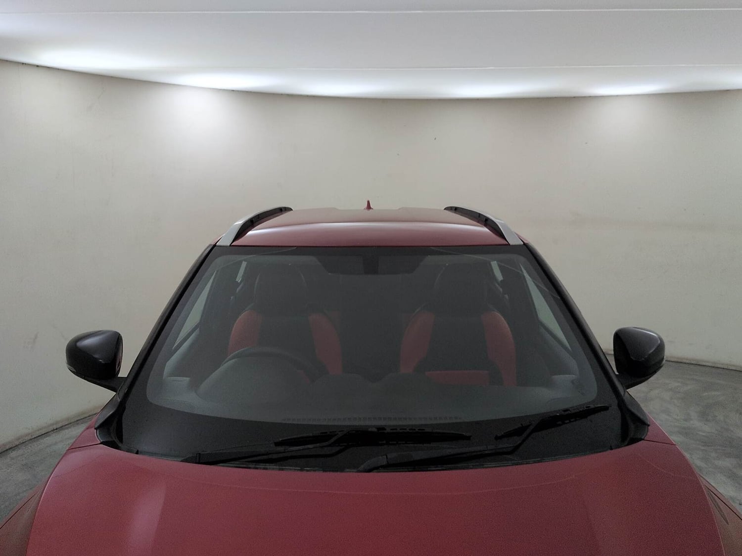 Used 2024 Nissan Magnite XL Petrol Manual exterior FRONT WINDSHIELD VIEW