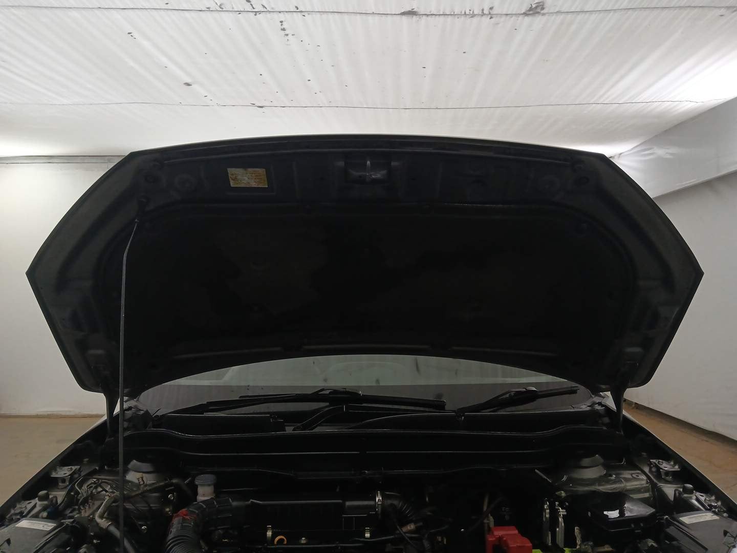 Used 2022 Toyota Urban Cruiser Premium Grade MT Petrol Manual engine ENGINE & BONNET OPEN FRONT VIEW