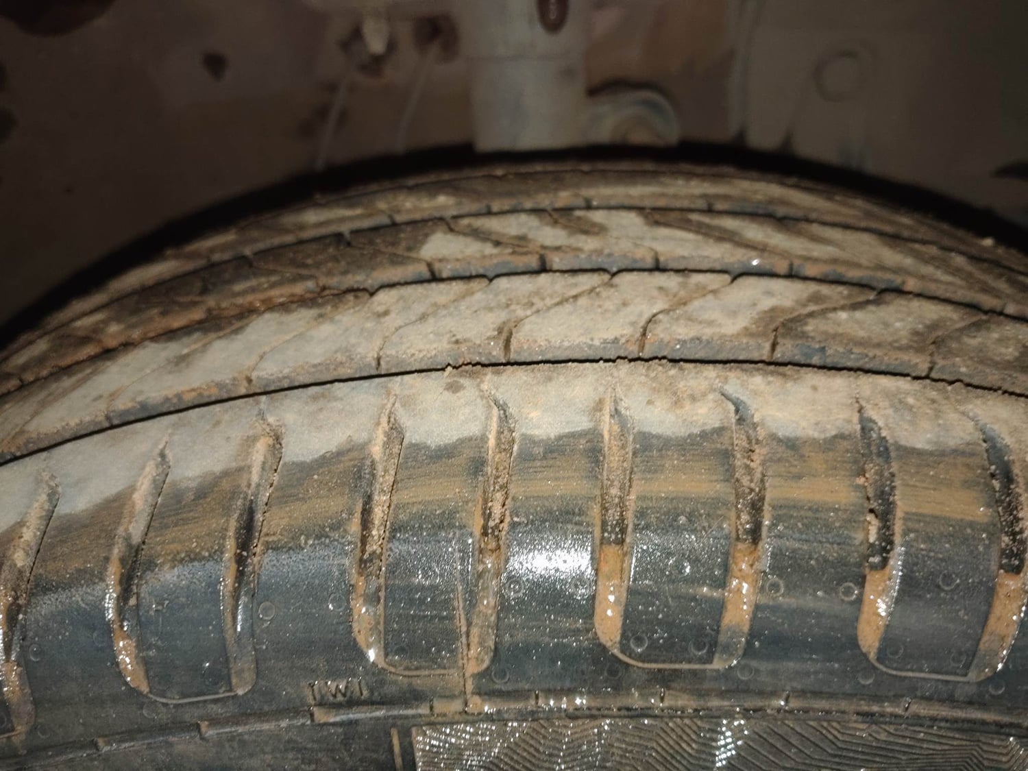 Used 2023 Honda City V Petrol CVT Petrol Automatic tyres RIGHT REAR TYRE TREAD VIEW