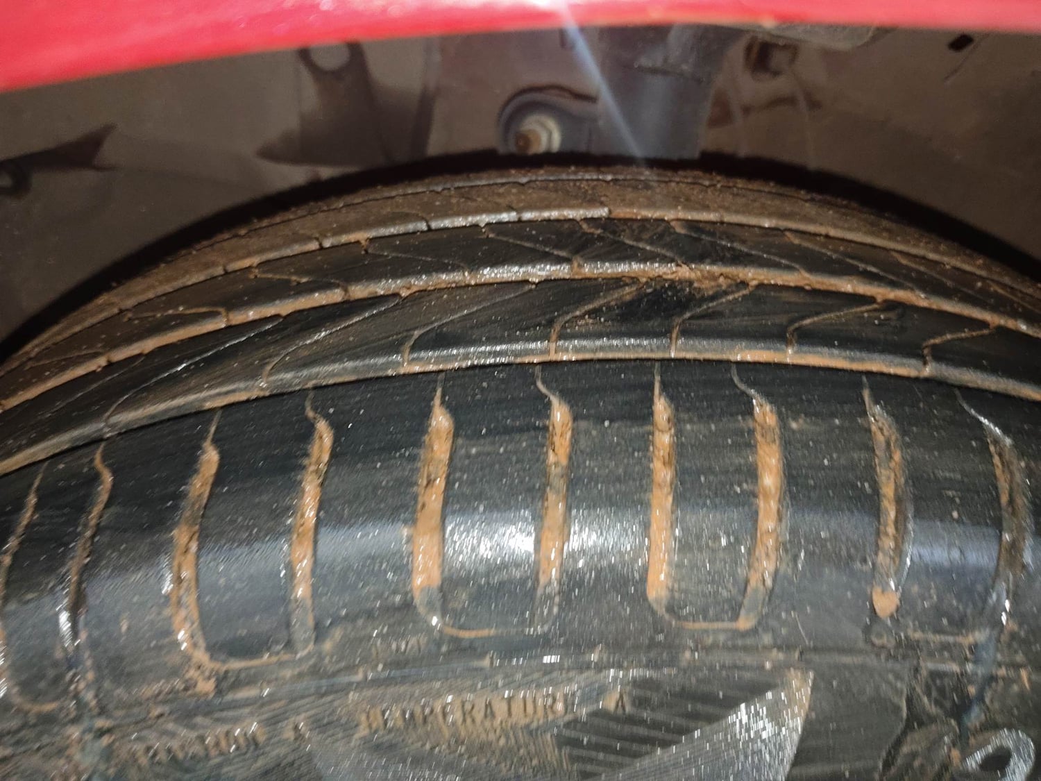 Used 2023 Honda City V Petrol CVT Petrol Automatic tyres LEFT FRONT TYRE TREAD VIEW