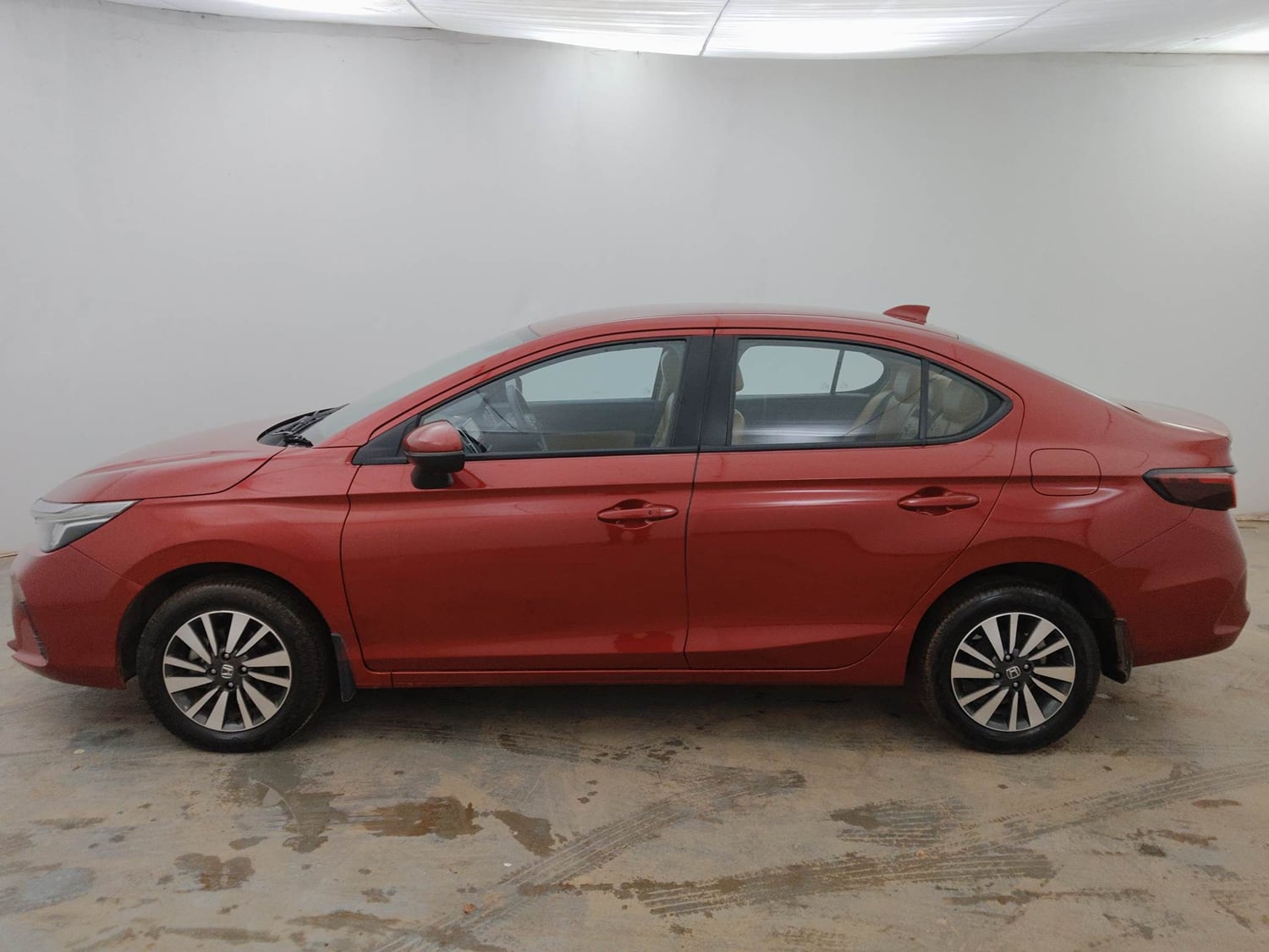 Used 2023 Honda City V Petrol CVT Petrol Automatic exterior LEFT SIDE VIEW