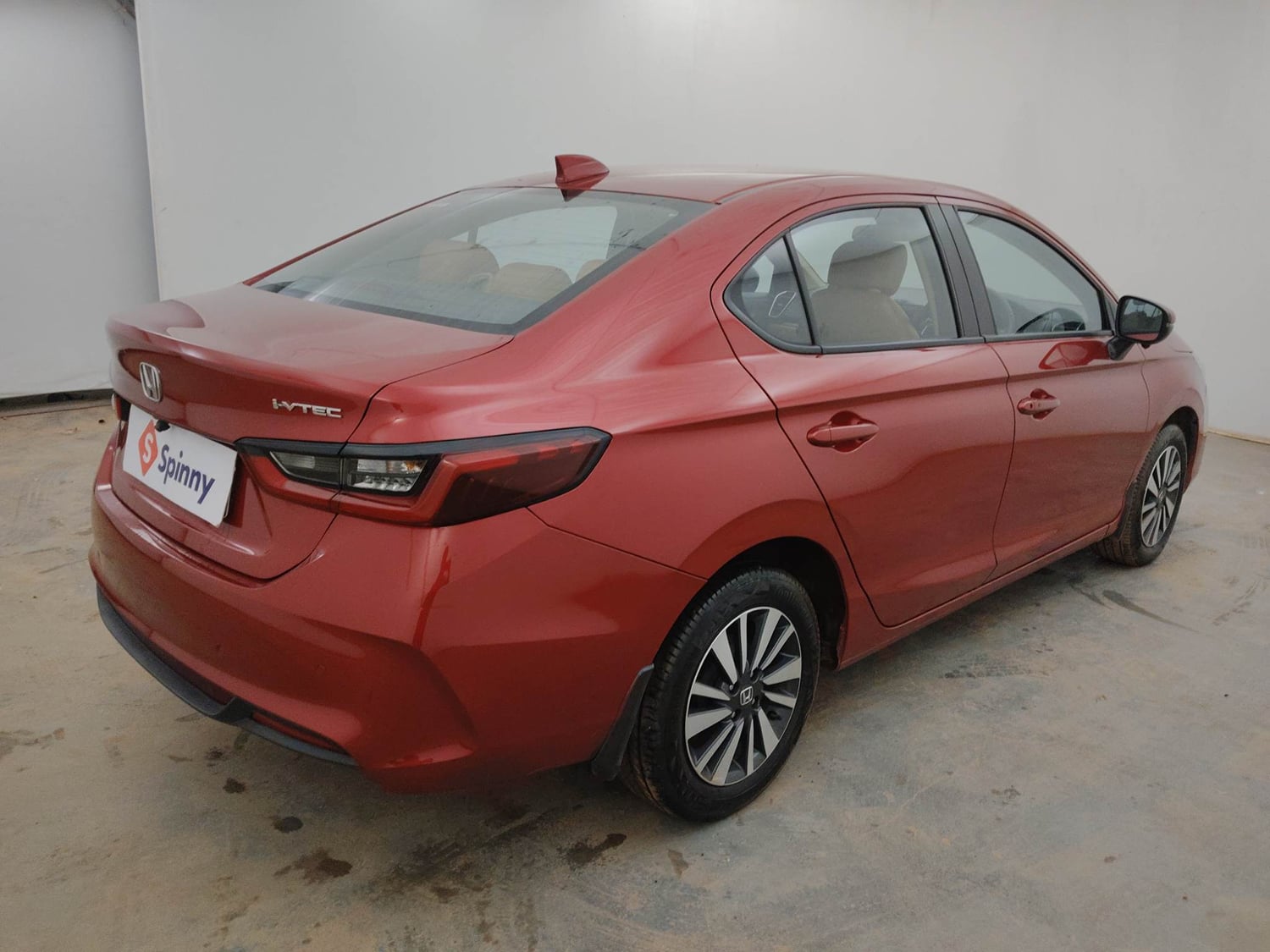 Used 2023 Honda City V Petrol CVT Petrol Automatic exterior RIGHT REAR CORNER VIEW