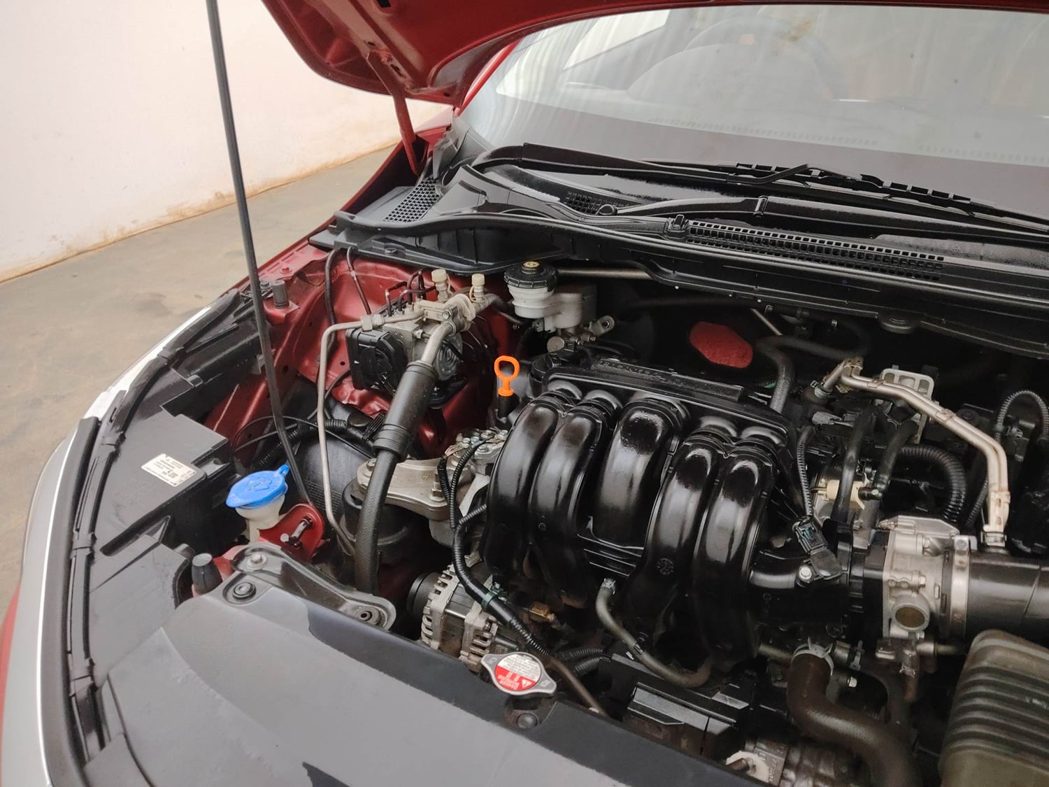 Used 2023 Honda City V Petrol CVT Petrol Automatic engine ENGINE RIGHT SIDE VIEW