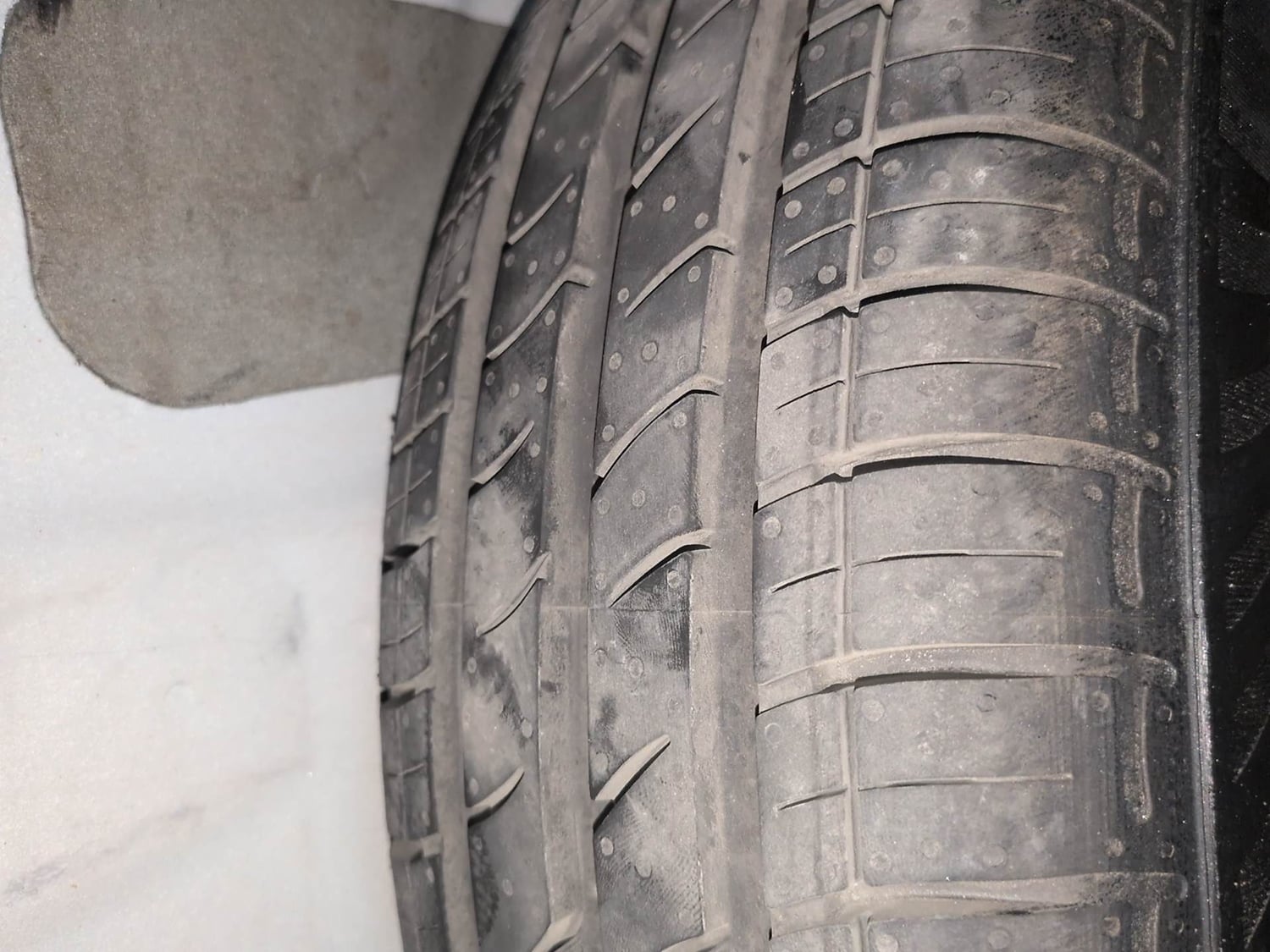 Used 2022 Hyundai Aura S 1.2 CNG Cng Manual tyres SPARE TYRE VIEW