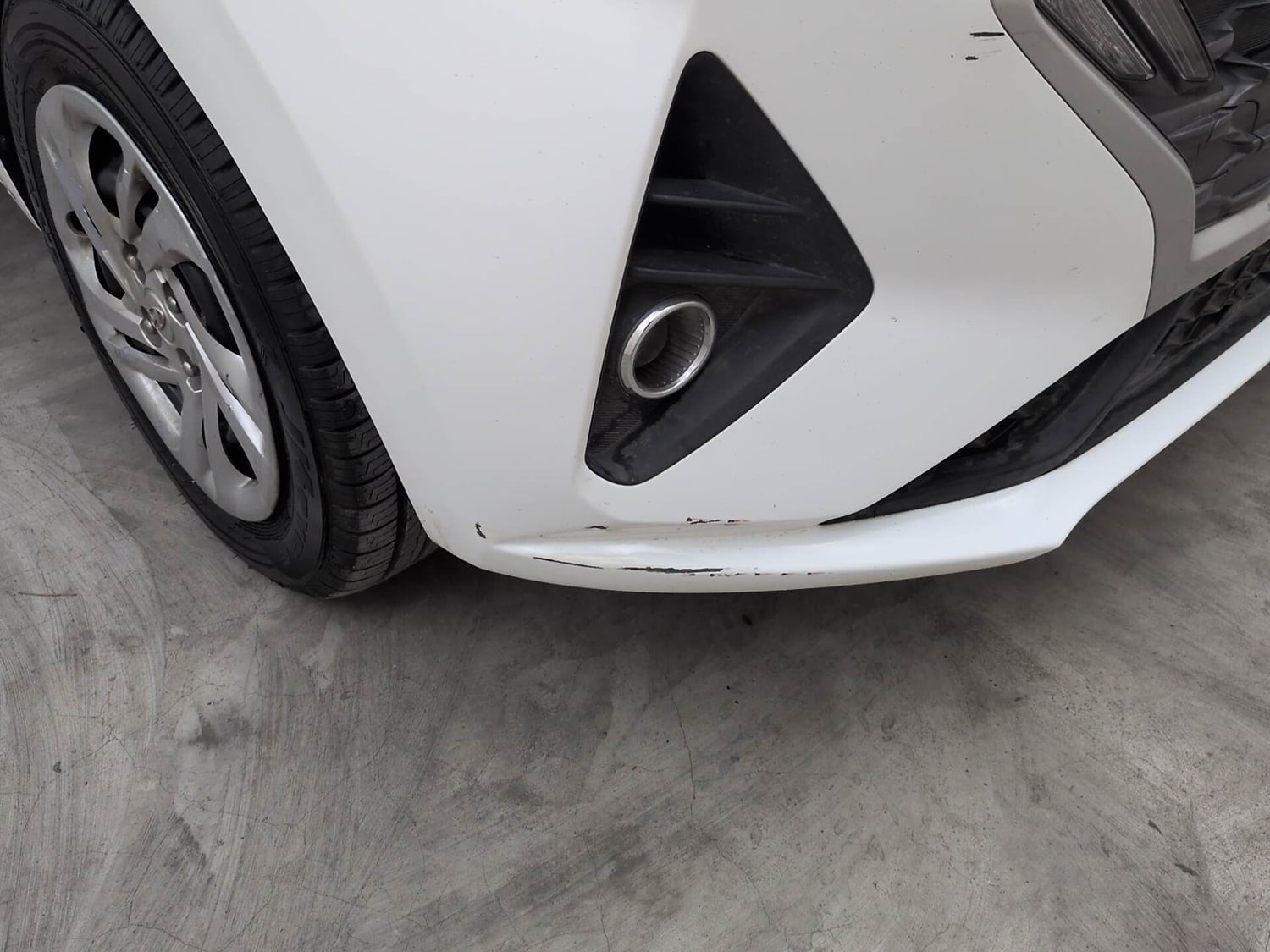 Used 2022 Hyundai Aura S 1.2 CNG Cng Manual dents MINOR SCRATCH