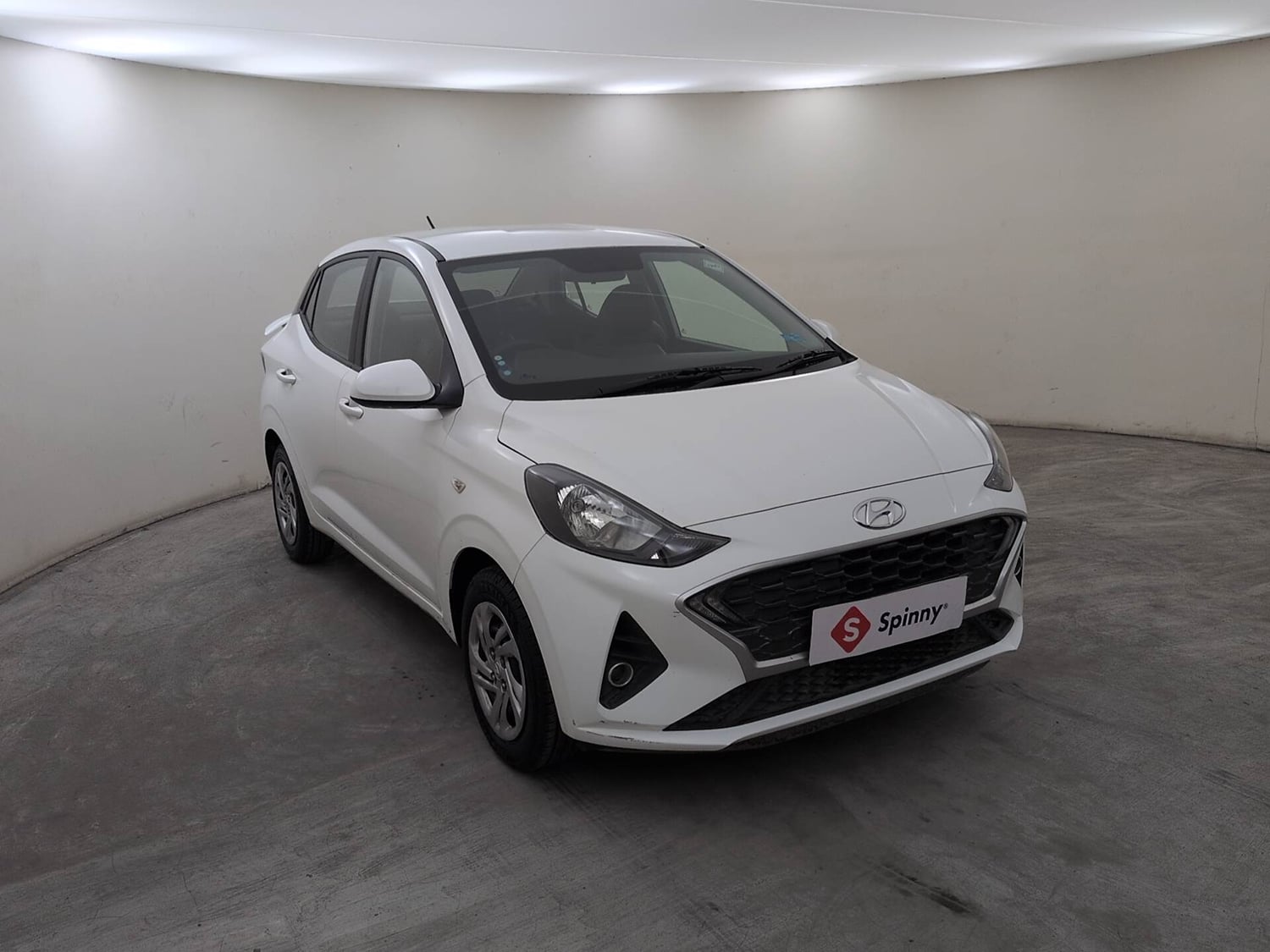 Used 2022 Hyundai Aura S 1.2 CNG Cng Manual exterior RIGHT FRONT CORNER VIEW