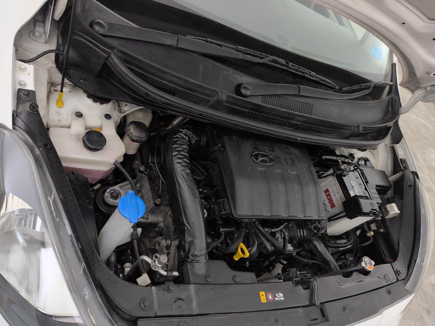 Used 2022 Hyundai Aura S 1.2 CNG Cng Manual engine ENGINE RIGHT SIDE VIEW