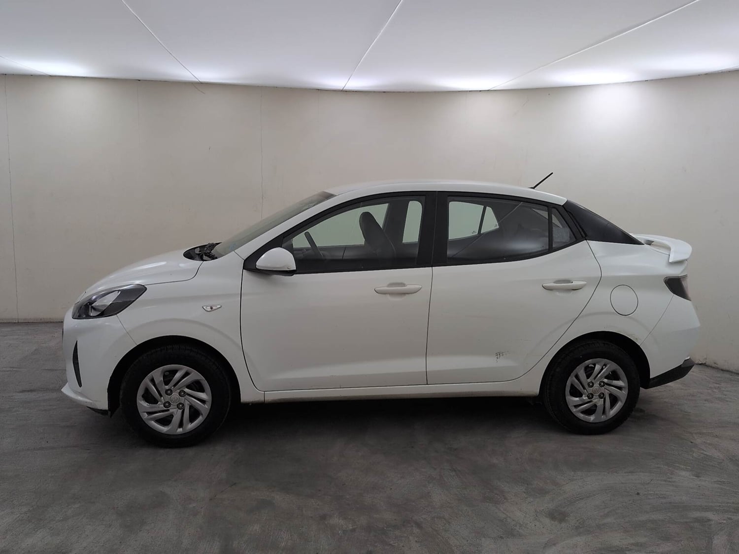 Used 2022 Hyundai Aura S 1.2 CNG Cng Manual exterior LEFT SIDE VIEW