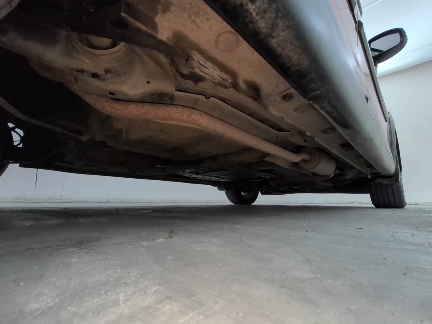 Used 2017 Honda WR-V VX MT Petrol Petrol Manual extra REAR RIGHT UNDERBODY VIEW