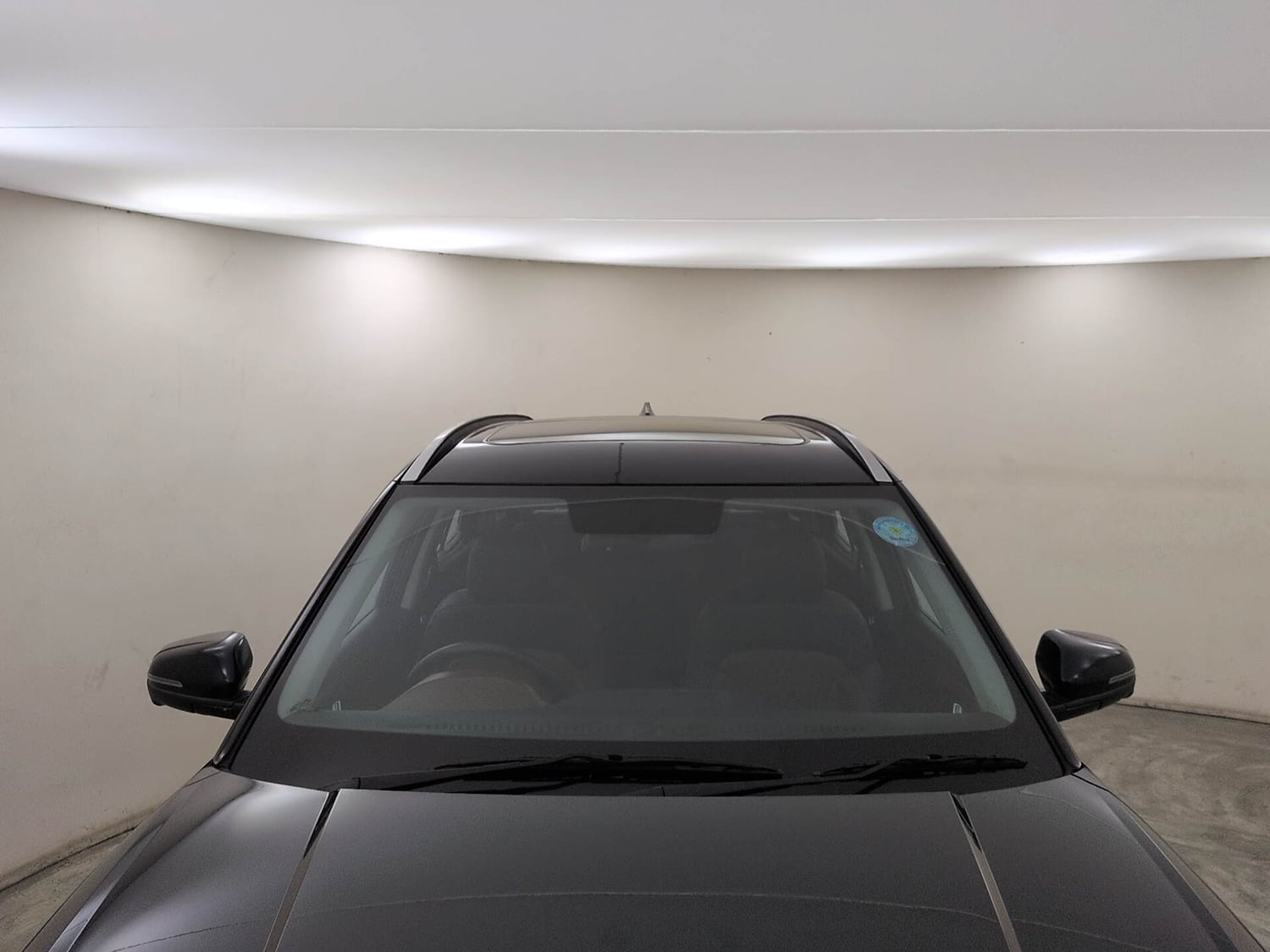 Used 2022 Hyundai Alcazar Signature (O) 7 Seater 2.0 Petrol AT Petrol Automatic exterior FRONT WINDSHIELD VIEW