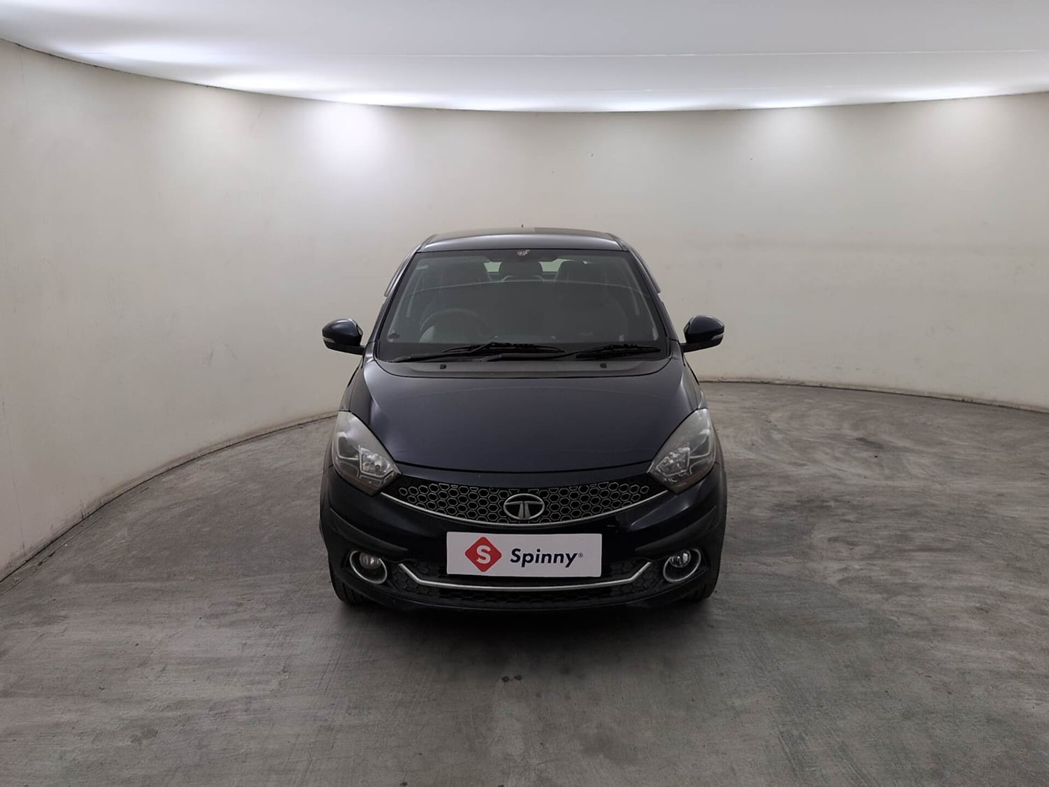 Used 2019 Tata Tigor Revotron XZA Petrol Automatic exterior FRONT VIEW