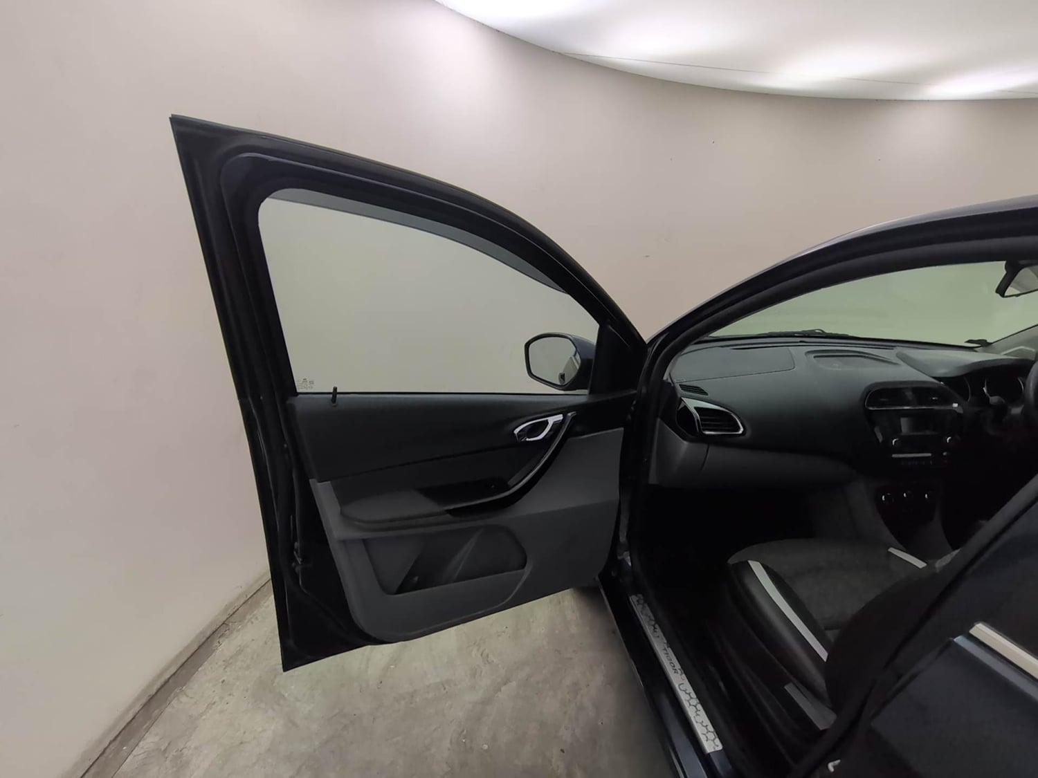 Used 2019 Tata Tigor Revotron XZA Petrol Automatic interior LEFT FRONT DOOR OPEN VIEW