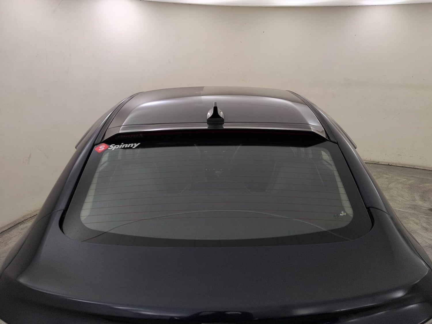 Used 2019 Tata Tigor Revotron XZA Petrol Automatic exterior BACK WINDSHIELD VIEW