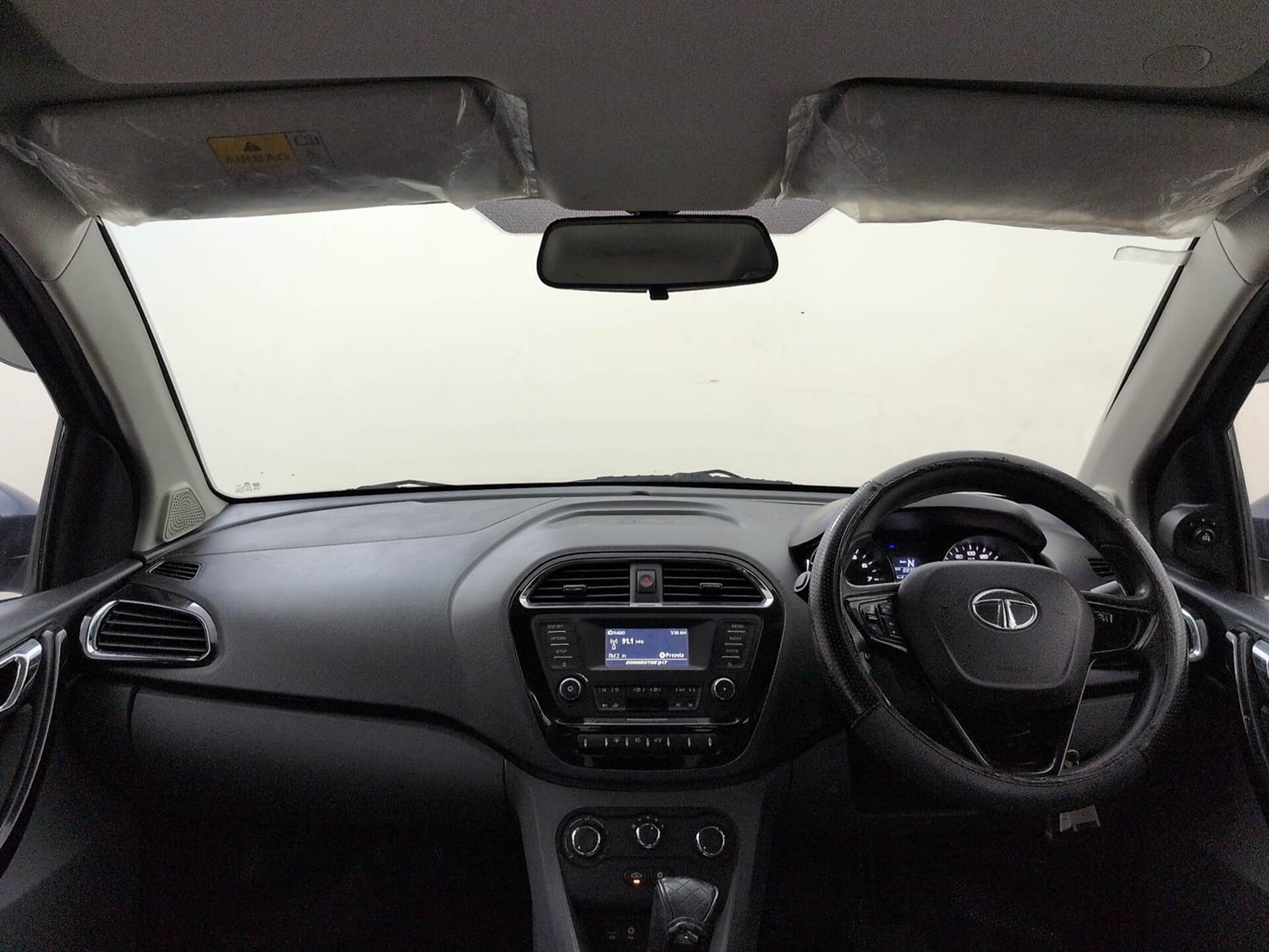 Used 2019 Tata Tigor Revotron XZA Petrol Automatic interior DASHBOARD VIEW