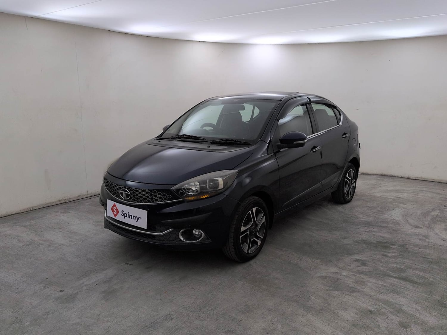 Used 2019 Tata Tigor Revotron XZA Petrol Automatic exterior LEFT FRONT CORNER VIEW