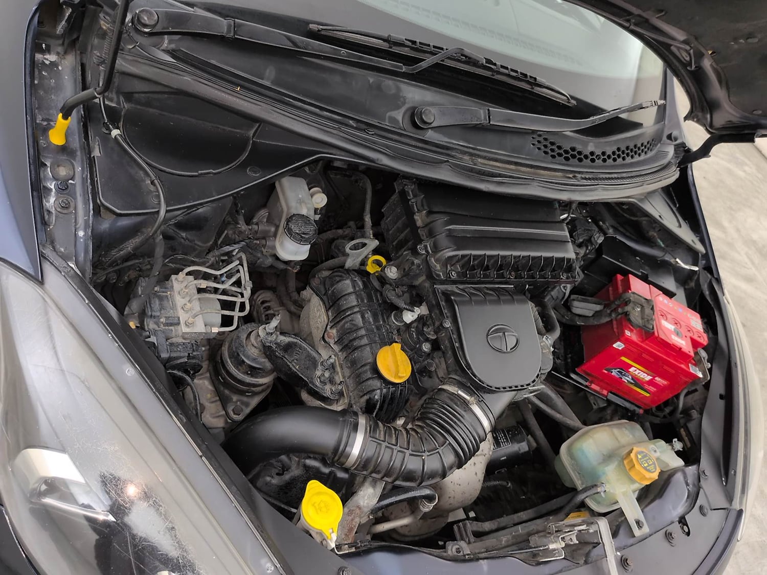Used 2019 Tata Tigor Revotron XZA Petrol Automatic engine ENGINE RIGHT SIDE VIEW
