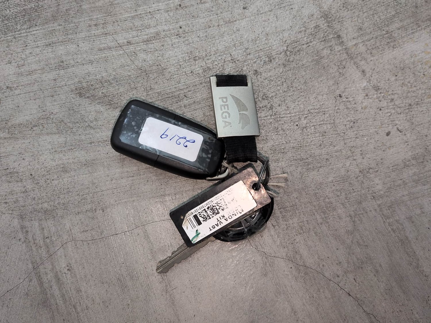 Used 2019 Tata Tigor Revotron XZA Petrol Automatic extra CAR KEY VIEW