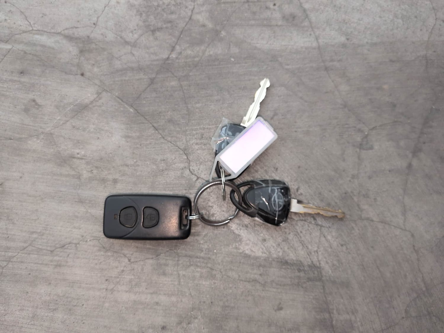 Used 2016 Tata Nano Twist XT Petrol Manual extra CAR KEY VIEW