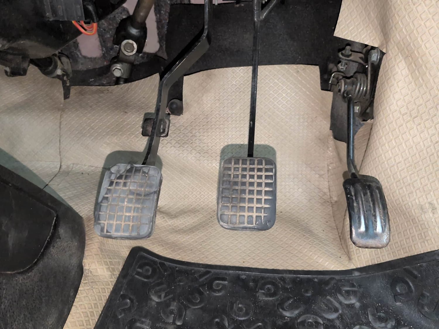 Used 2016 Tata Nano Twist XT Petrol Manual interior PEDALS VIEW