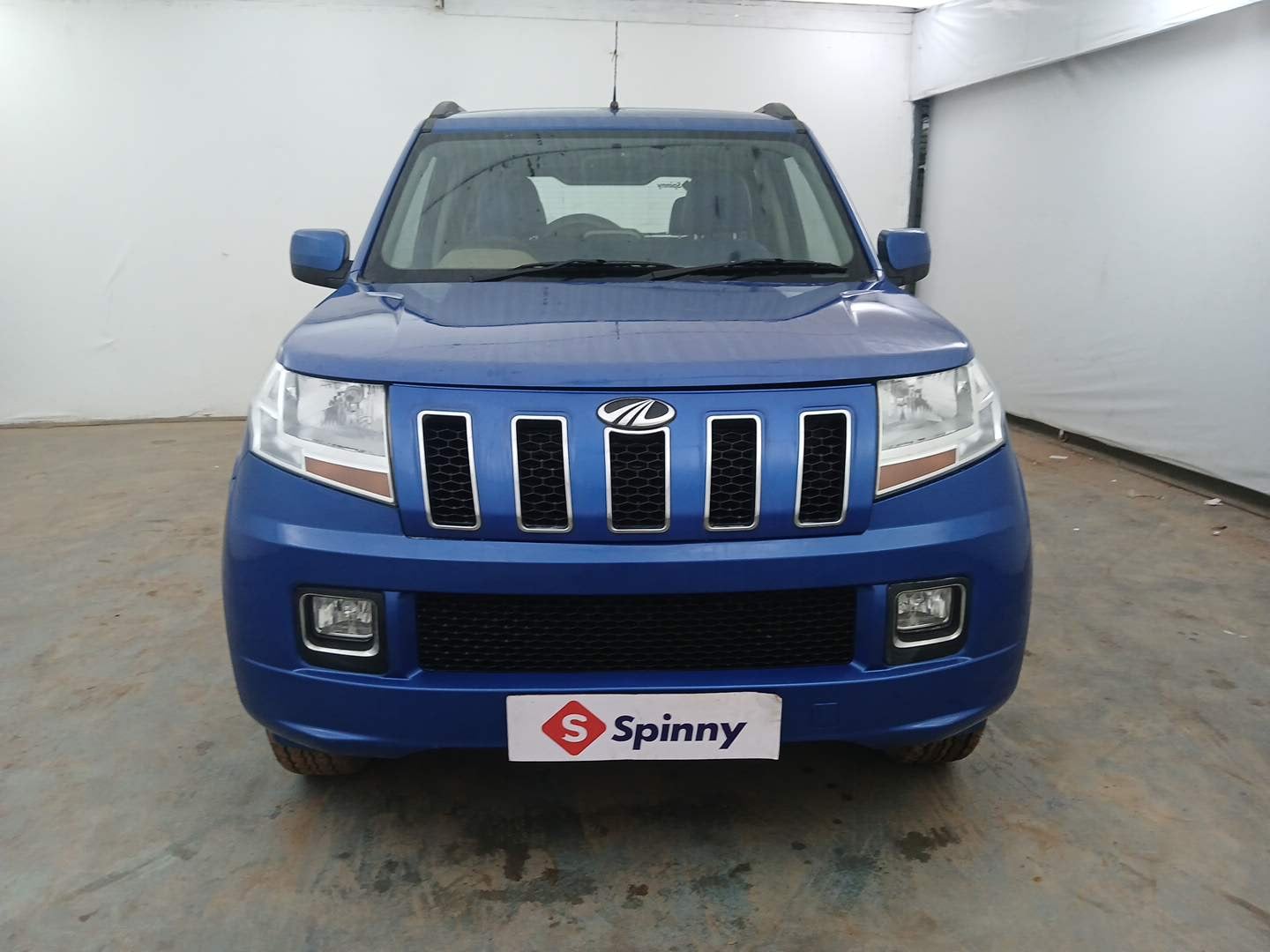 Used 2017 Mahindra TUV300 T8 Diesel Manual exterior FRONT VIEW