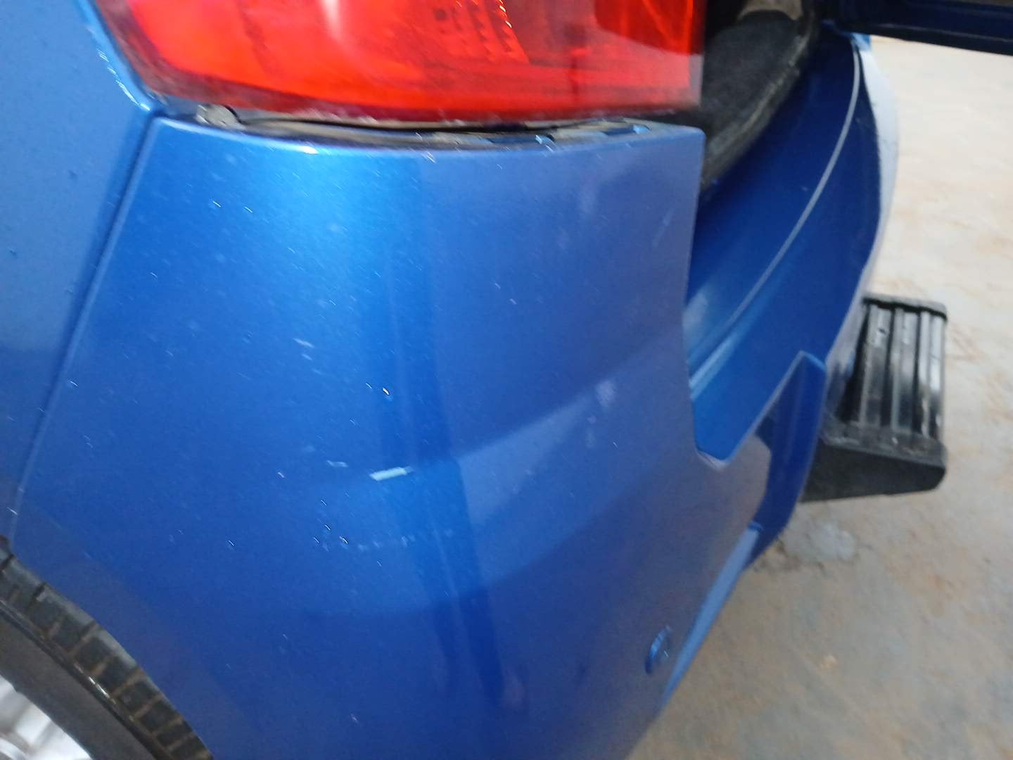 Used 2017 Mahindra TUV300 T8 Diesel Manual dents MINOR SCRATCH