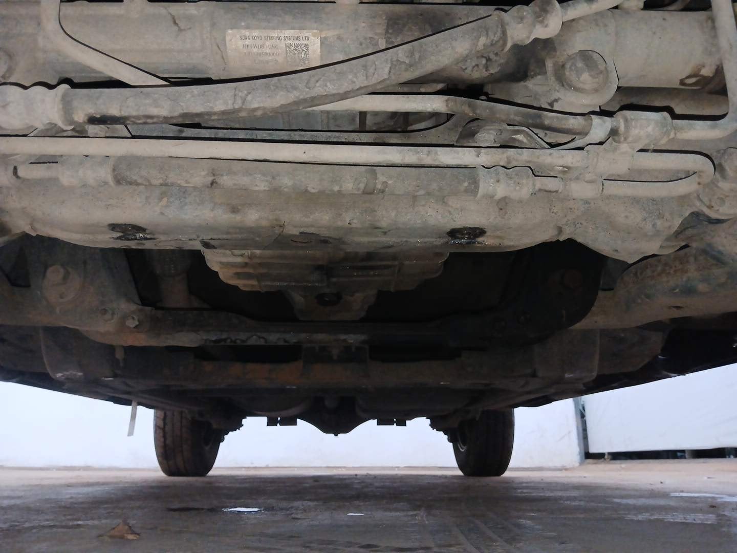 Used 2017 Mahindra TUV300 T8 Diesel Manual extra FRONT LEFT UNDERBODY VIEW