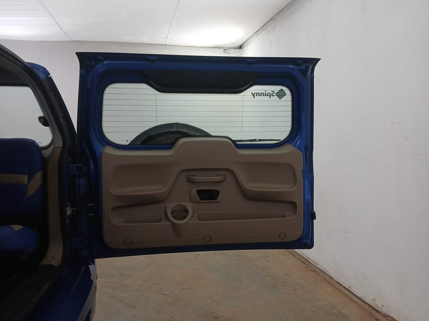Used 2017 Mahindra TUV300 T8 Diesel Manual interior DICKY DOOR OPEN VIEW