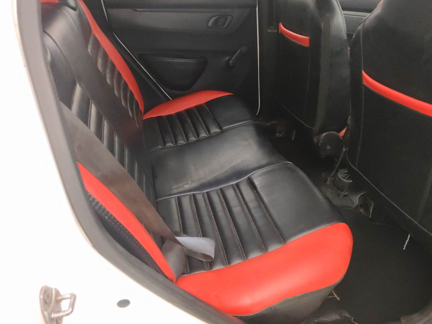 Used 2017 Renault Kwid RXL Petrol Manual interior RIGHT SIDE REAR DOOR CABIN VIEW
