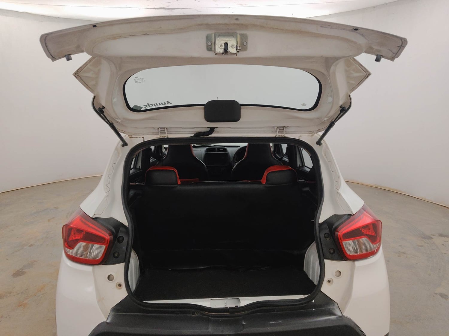 Used 2017 Renault Kwid RXL Petrol Manual interior DICKY DOOR OPEN VIEW