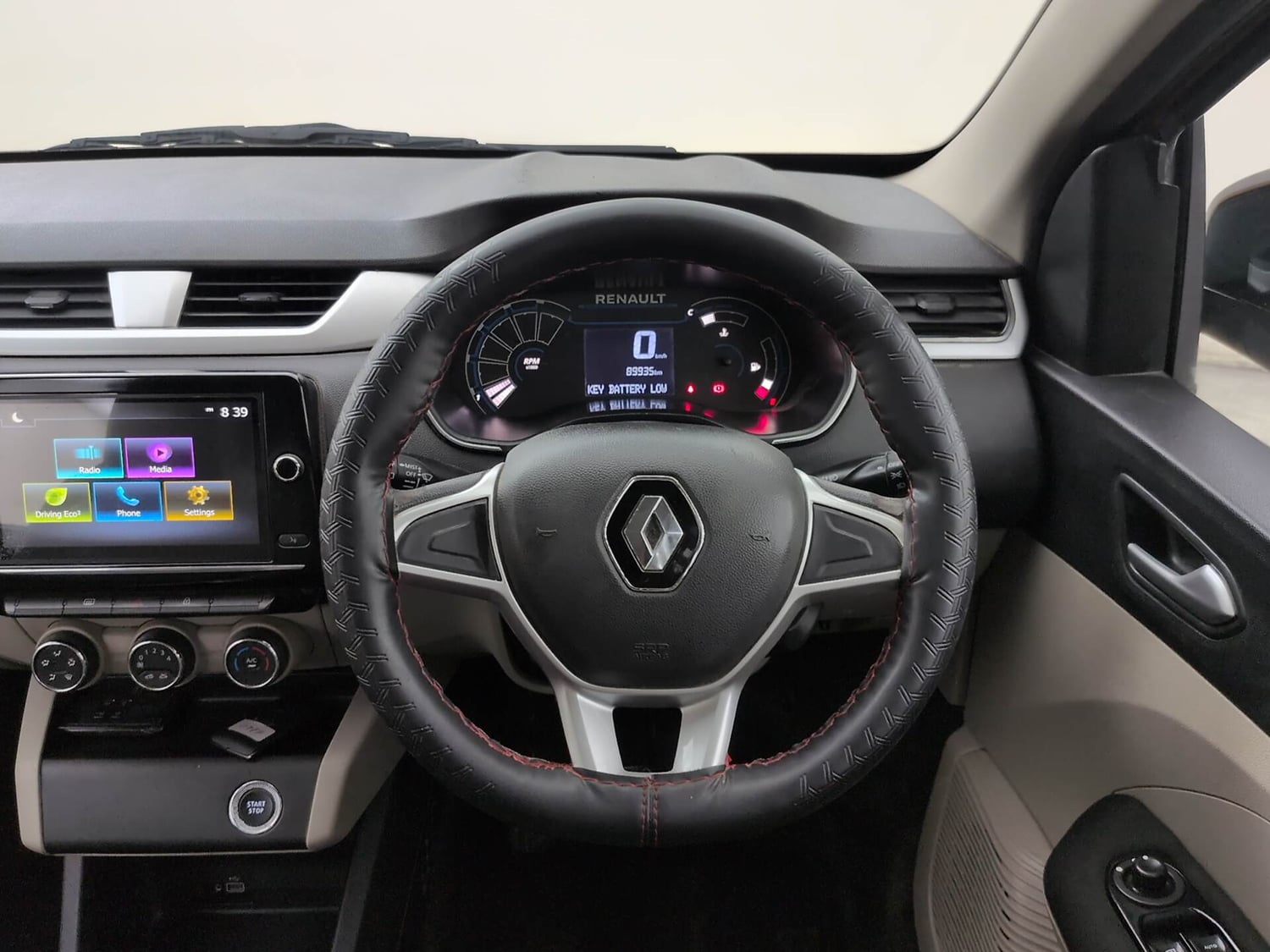 Used 2020 Renault Triber RXZ Petrol Manual interior STEERING VIEW