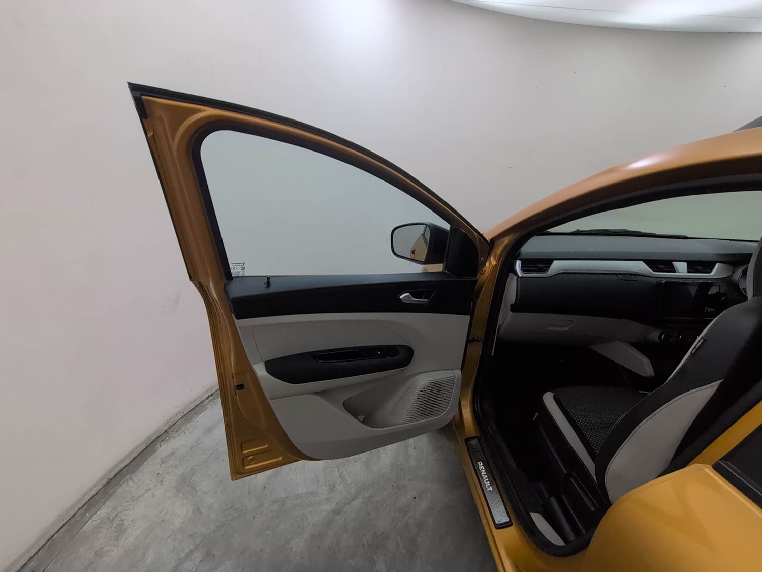 Used 2020 Renault Triber RXZ Petrol Manual interior LEFT FRONT DOOR OPEN VIEW