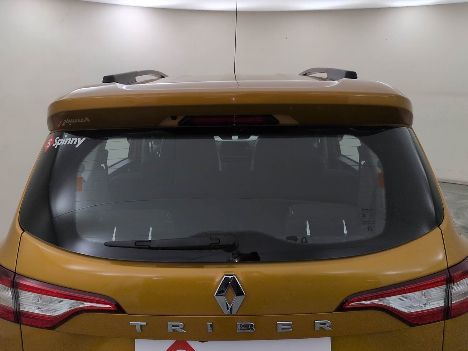 Used 2020 Renault Triber RXZ Petrol Manual exterior BACK WINDSHIELD VIEW