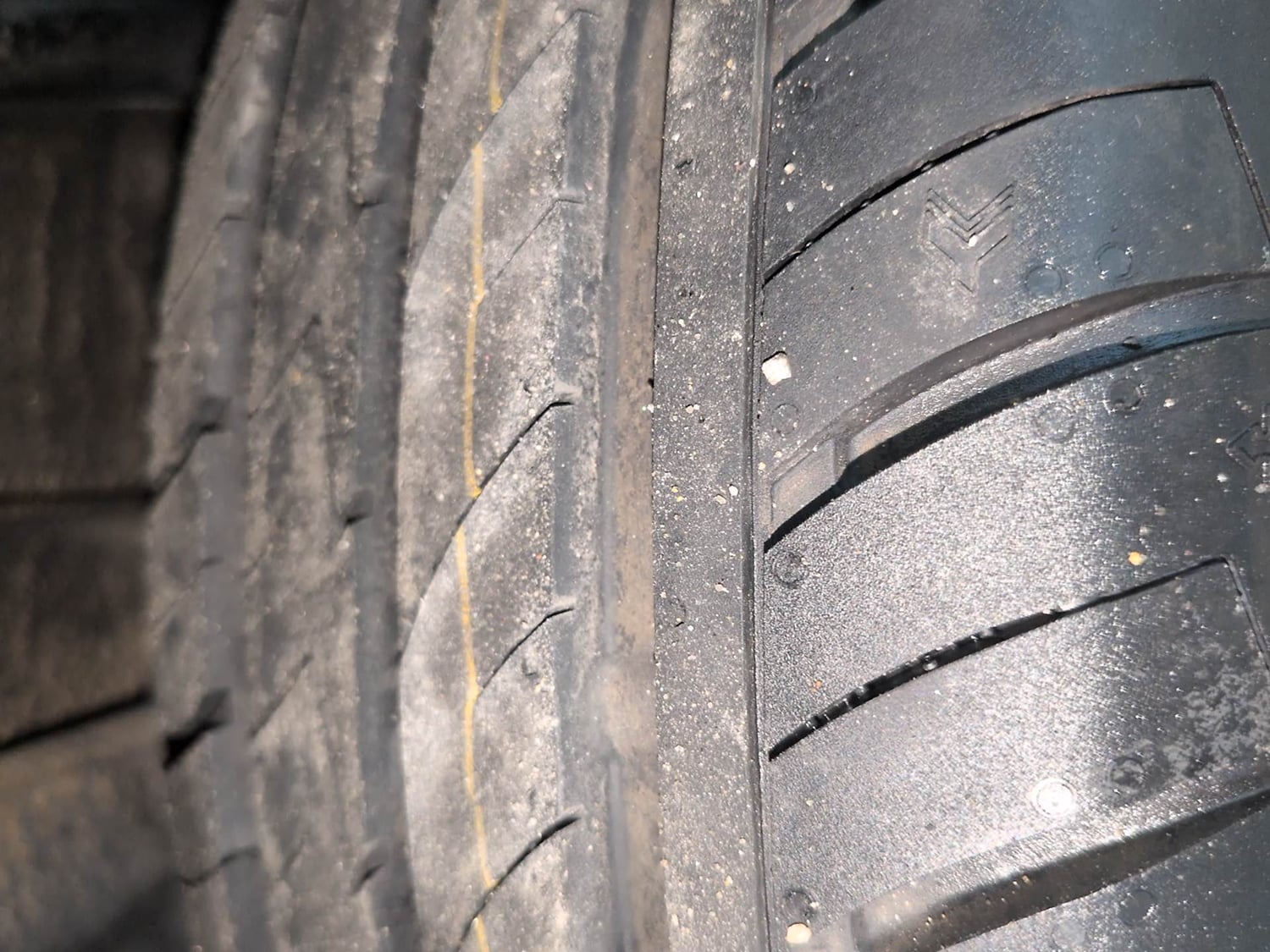Used 2020 Renault Triber RXZ Petrol Manual tyres RIGHT REAR TYRE TREAD VIEW
